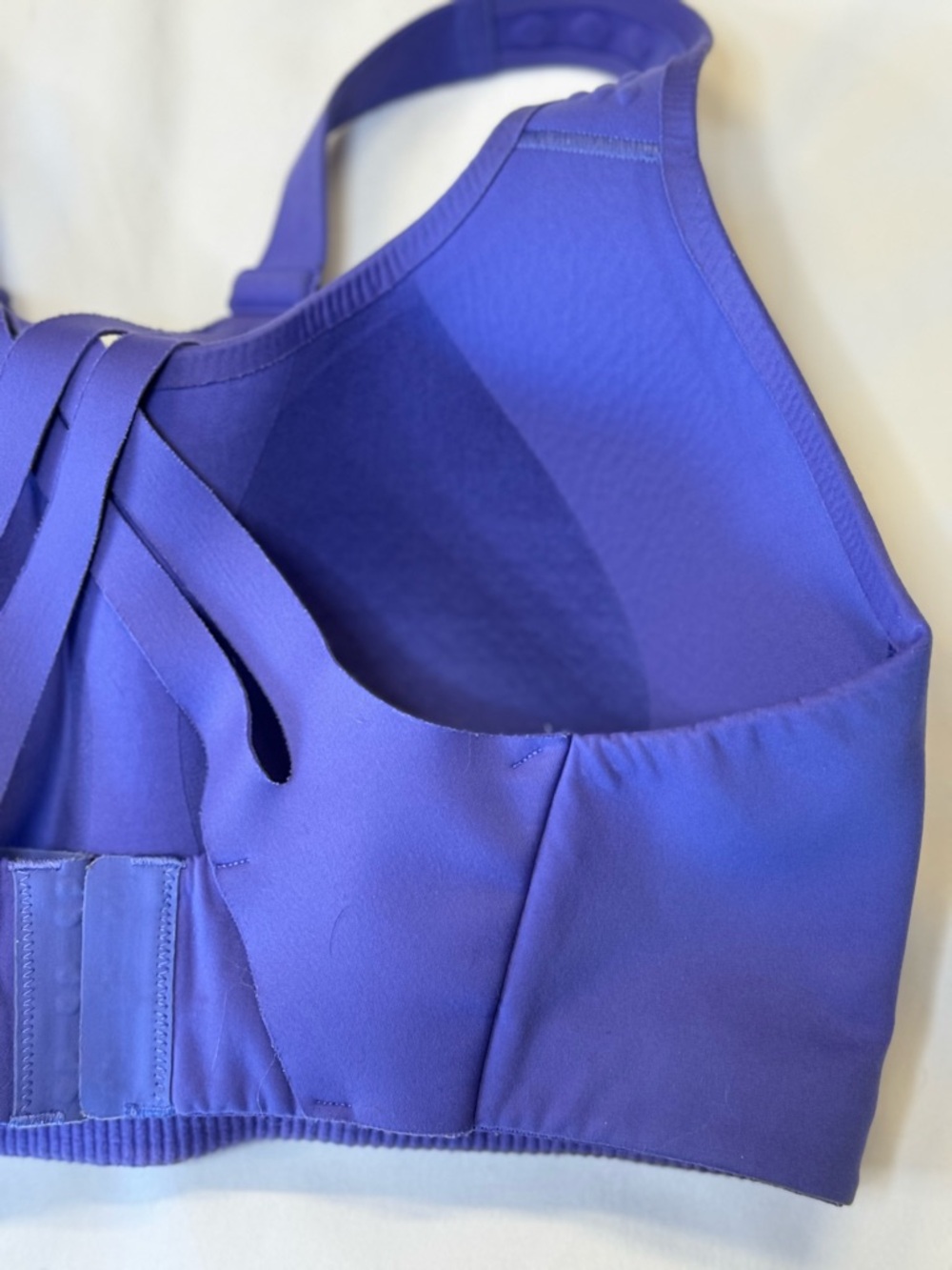 Lululemon Althetica Air Support Bra, Bra in Charged Indigo 34 DDD - Picture 11 of 14